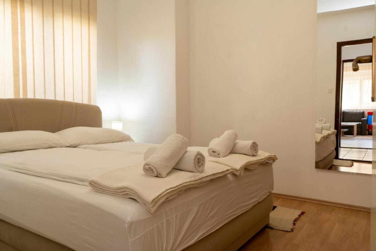 Apartman Curcic Knin Extérieur photo