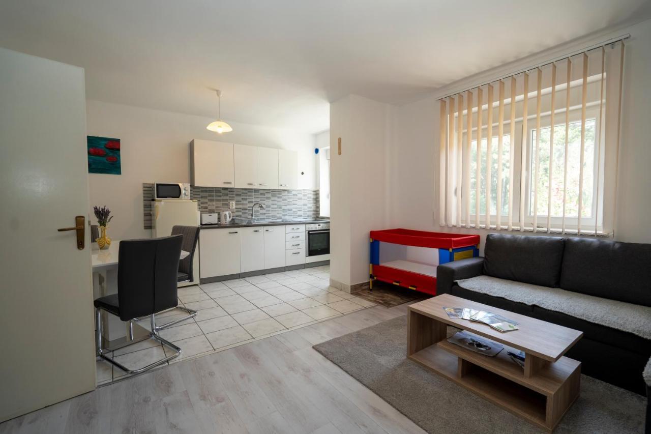 Apartman Curcic Knin Extérieur photo